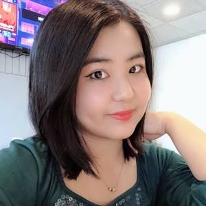 Meet your Posher, April